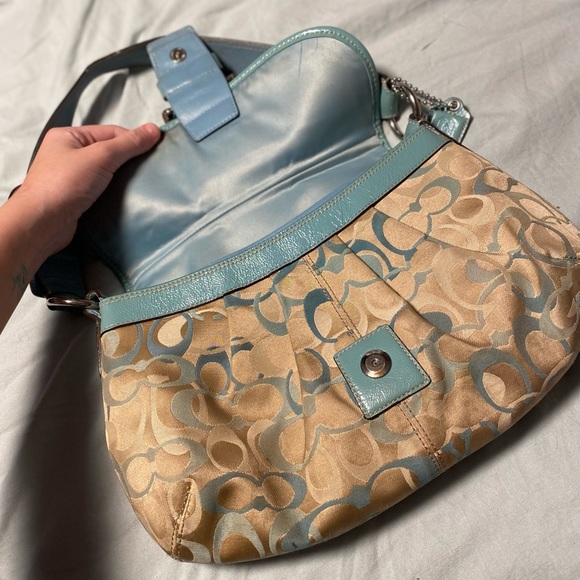 Blue / Green / Tan / Cream Coach Bag - Picture 5 of 11